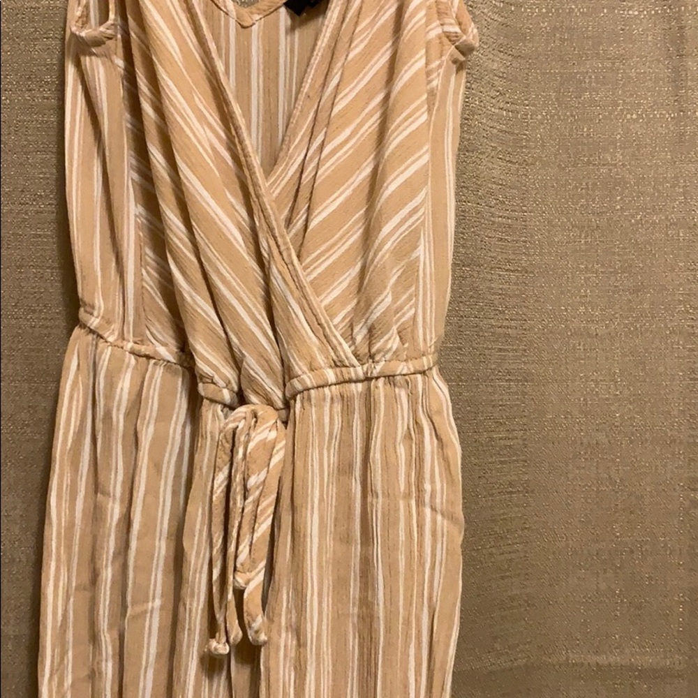 Romper - Picture 3 of 4